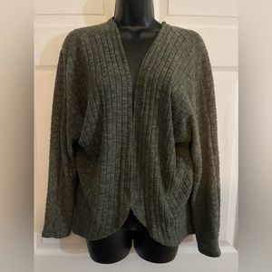 Forever 21 Crossback women’s cardigan size small, forest green